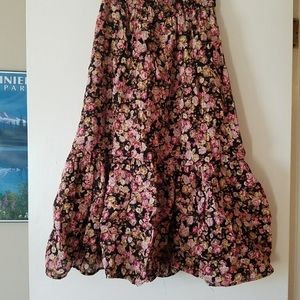 H&M Tiered Skirt